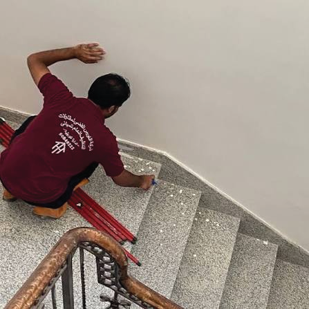 نموذج عمل منفذ لخدمة تنظيف وتلميع السلالم - مؤسسة بدر للمقاولات